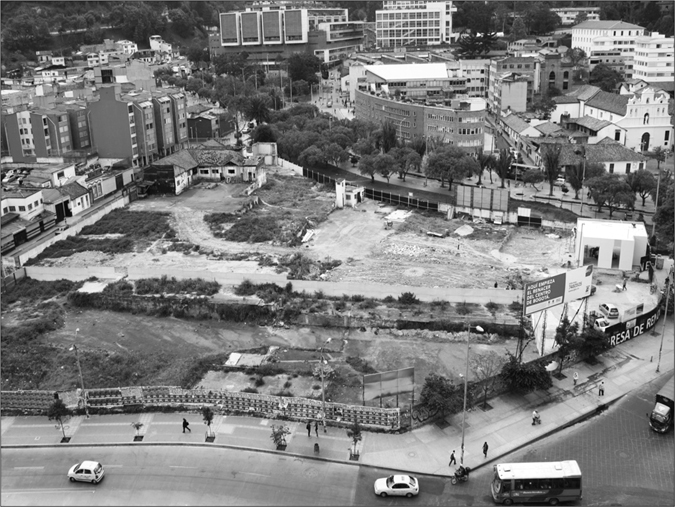 Figure 3.1. An aerial view of a city block cleared of buildings.