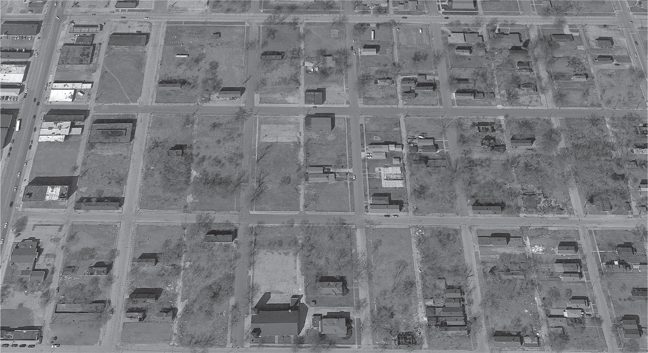Figure 12.4: An aerial photograph of part of Gary, Indiana east side showing city blocks that are almost entirely vacant.